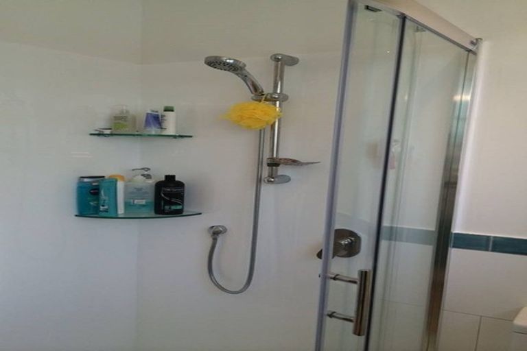 Photo of property in 46 Raukawa Street, Strathmore Park, Wellington, 6022