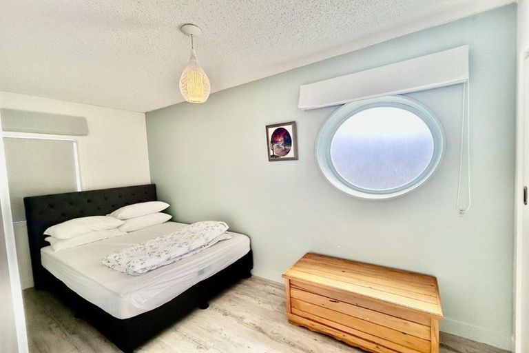 Photo of property in 233 Marine Parade, Napier South, Napier, 4110