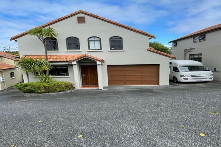 Photo of property in 8/41 The Avenue, Albany, Auckland, 0632