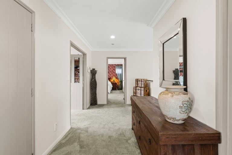 Photo of property in 176b Heta Road, Highlands Park, New Plymouth, 4312