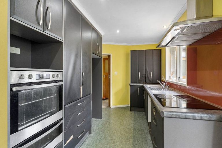 Photo of property in 5 Awatea Avenue, Paraparaumu, 5032