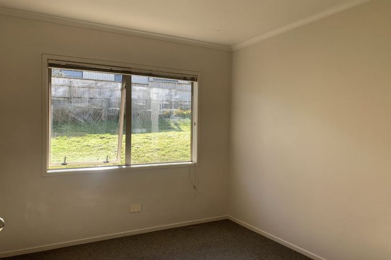 Photo of property in 19 Waitaki Street, Henderson, Auckland, 0612