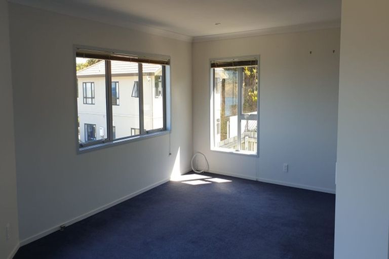 Photo of property in 20 Bowes Crescent, Strathmore Park, Wellington, 6022