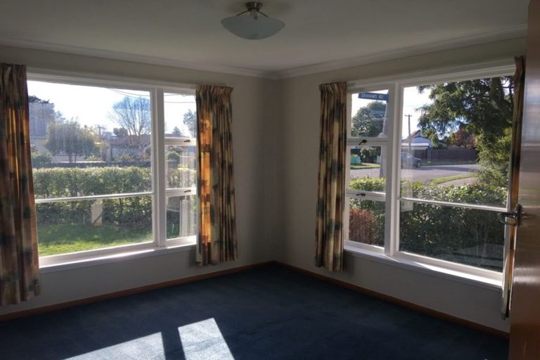 Photo of property in 63 Sevenoaks Drive, Bryndwr, Christchurch, 8053