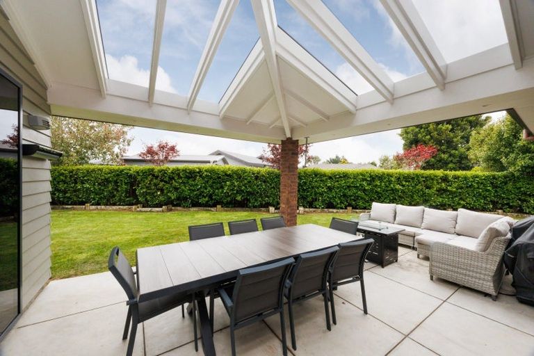 Photo of property in 18 Oak Crescent, Ashhurst, 4810