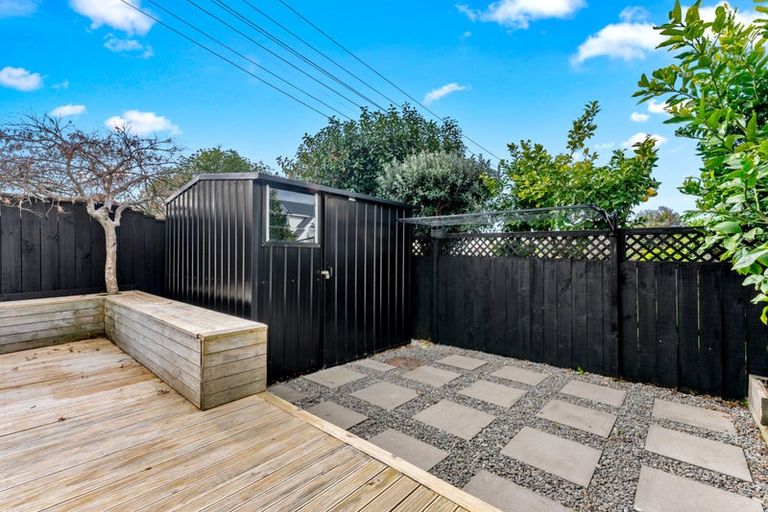 Photo of property in 3a Bannings Way, Hobsonville, Auckland, 0618