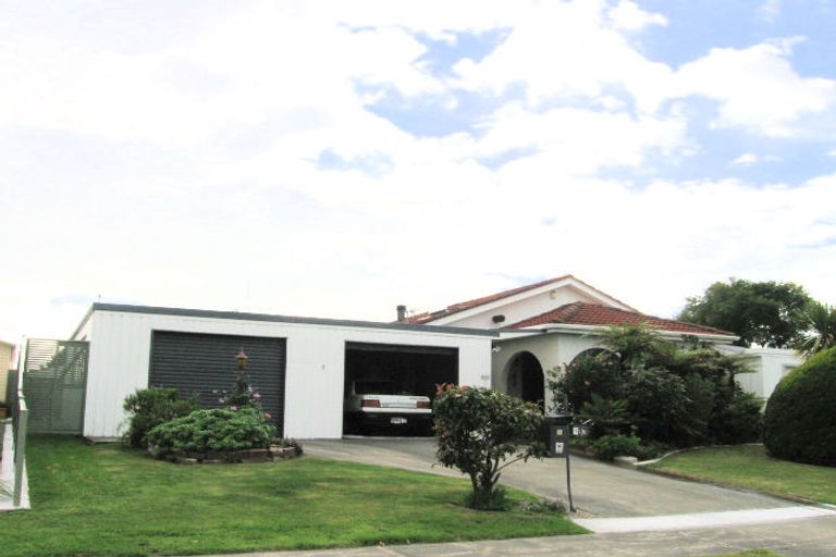 Photo of property in 1/116 Freyberg Avenue, Tamatea, Napier, 4112