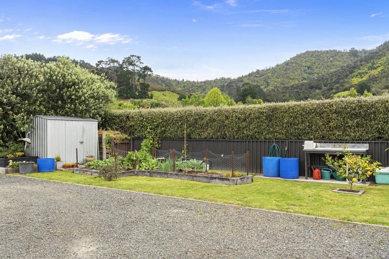Photo of property in 16 Kauri Lane, Huntly, 3771