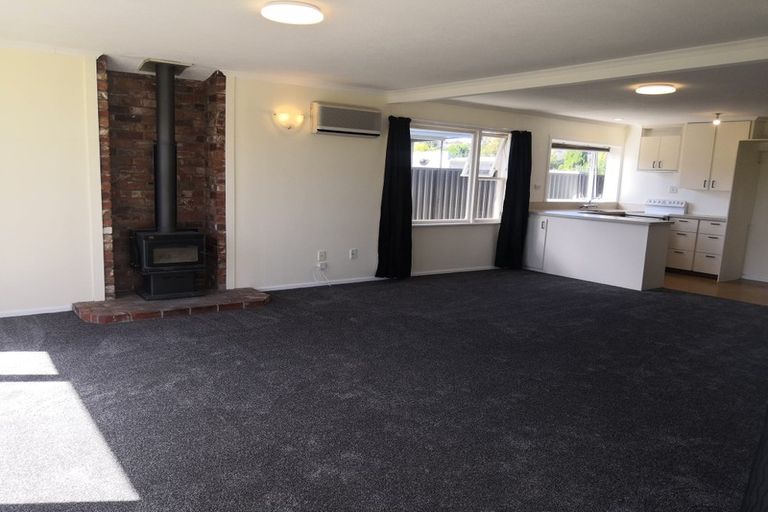 Photo of property in 19 Campbell Street, Alexandra, 9320