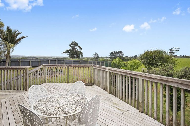 Photo of property in 30 Kotuku Road, Otaua, Waiuku, 2682