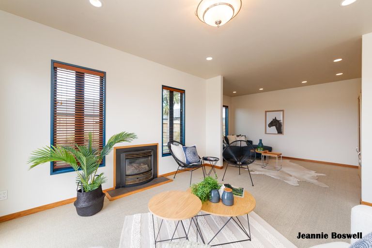 Photo of property in 55 Royal Oak Drive, Kelvin Grove, Palmerston North, 4414