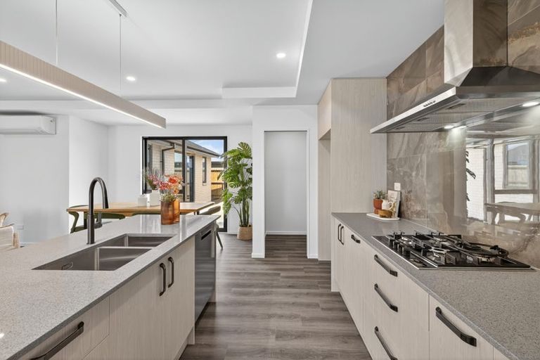 Photo of property in 18 Benrogan Drive, Halswell, Christchurch, 8025