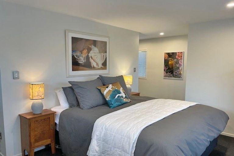 Photo of property in 7 Monks Parade, The Pines Beach, 7630