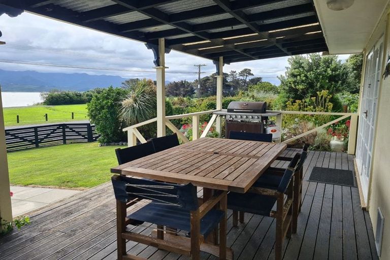 Photo of property in 58 Lake Ferry Road, Lake Ferry, Featherston, 5772