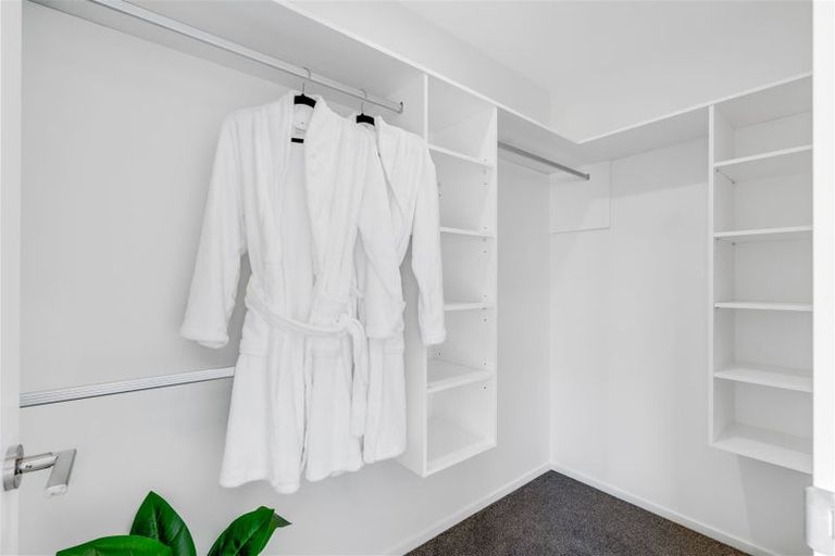 Photo of property in 6 Cabbage Close, Halswell, Christchurch, 8025