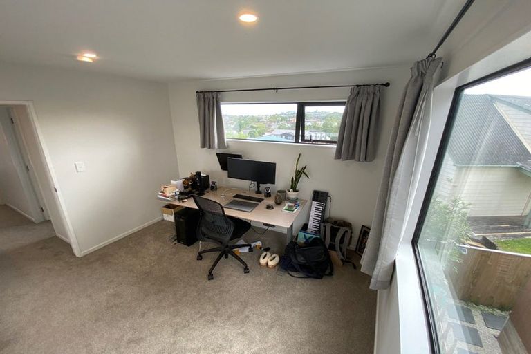 Photo of property in 7/60 Highland Drive, Highland Park, Auckland, 2010