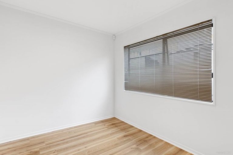 Photo of property in 3/35 Claude Road, Hillpark, Auckland, 2102