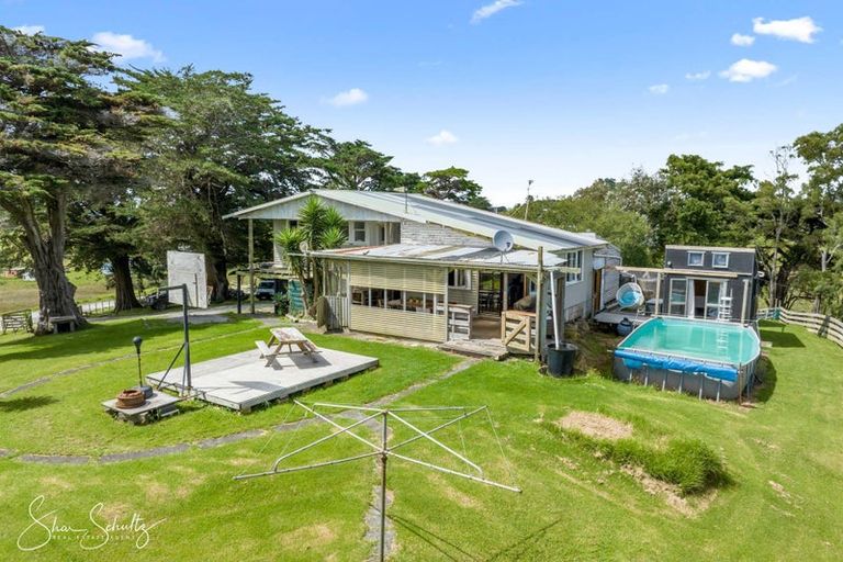 Photo of property in 712 Oruawharo Road, Oruawharo, Wellsford, 0975