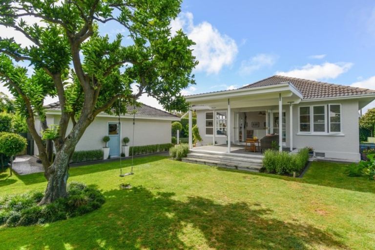 Photo of property in 202 Park Road North, Parkvale, Hastings, 4122