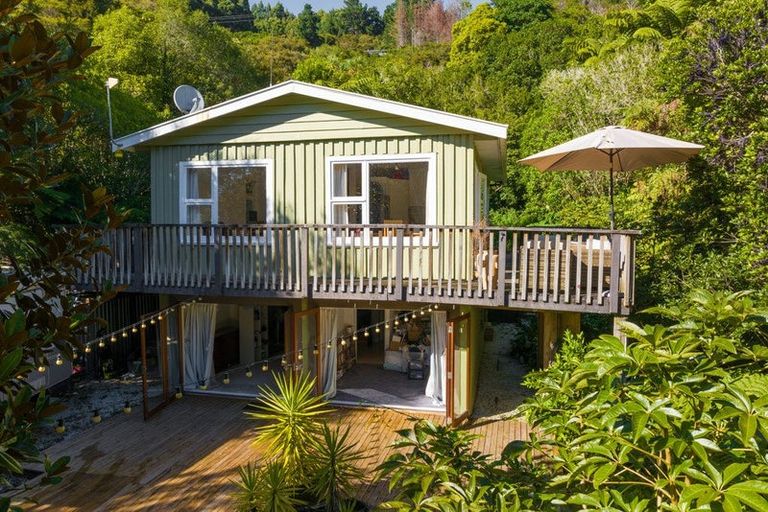 Photo of property in 786 Queen Charlotte Drive, Havelock, Picton, 7281