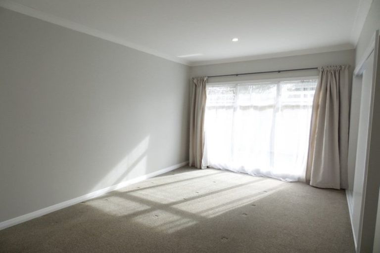 Photo of property in 122 Awaroa Road, Helensville, 0800