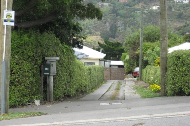 Photo of property in 63 Moncks Spur Road, Redcliffs, Christchurch, 8081