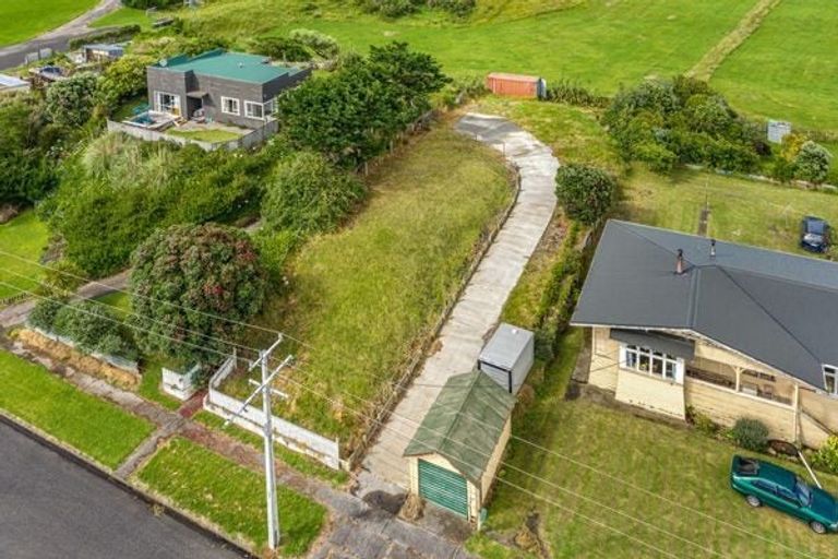Photo of property in 23 Middlesex Street, Patea, 4520