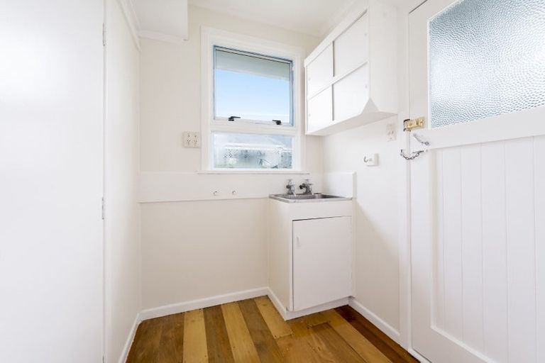 Photo of property in 3/34 Miro Street, New Lynn, Auckland, 0600