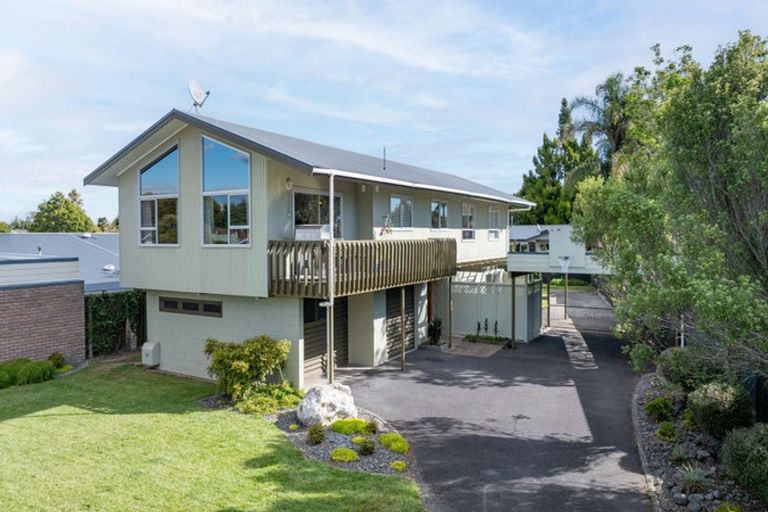 Photo of property in 17 Bernard Street, Chedworth, Hamilton, 3210