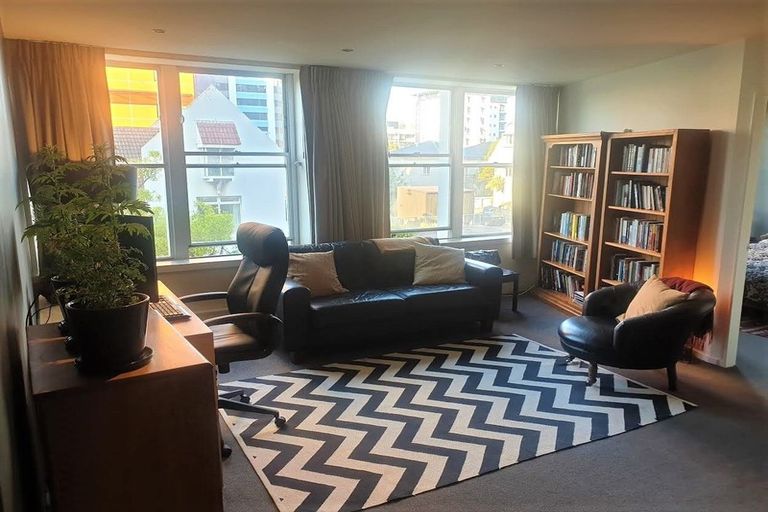 Photo of property in 2b/123 Molesworth Street, Thorndon, Wellington, 6011