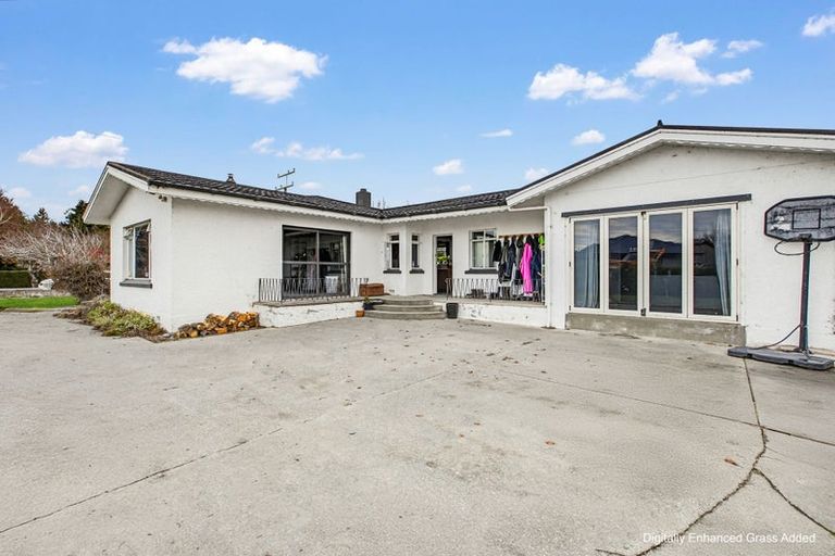 Photo of property in 37 York Road, Riversdale, 9776