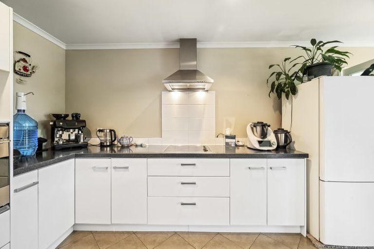 Photo of property in 18 Great West Road, Matipo Heights, Rotorua, 3015