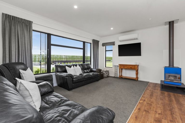 Photo of property in 64 Thompson Road, Twyford, Hastings, 4175