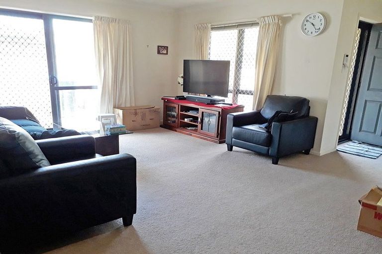 Photo of property in 45 Greenpark Road, Penrose, Auckland, 1061