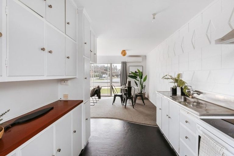 Photo of property in 4/41 Kawaka Street, Mount Maunganui, 3116