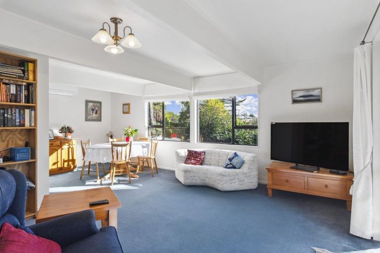 Photo of property in 13b Aorangi Road, Paraparaumu, 5032
