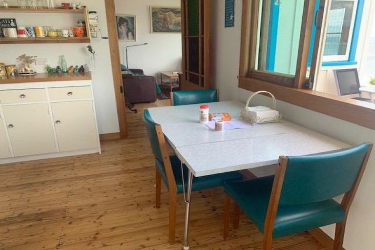 Photo of property in 53 Makorori Beach Road, Makorori, Gisborne, 4073