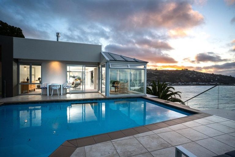 Photo of property in 18 Whitewash Head Road, Scarborough, Christchurch, 8081