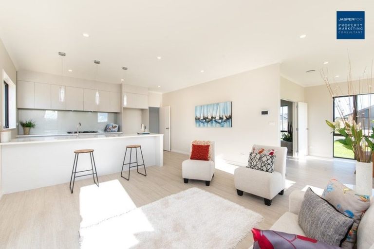 Photo of property in 26 Paso Fino Crescent, Karaka, Papakura, 2113