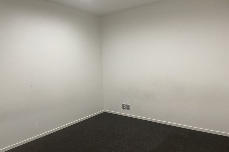 Photo of property in 4/222 Albany Highway, Schnapper Rock, Auckland, 0632