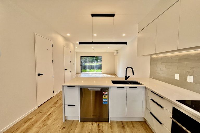 Photo of property in 28c Balthazar Road, Kumeu, 0892