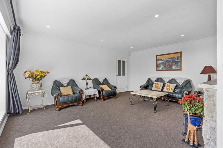 Photo of property in 27 Ebony Street, Bishopdale, Christchurch, 8053