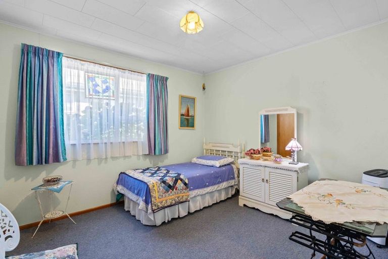 Photo of property in 19 Milford Street, Heidelberg, Invercargill, 9812