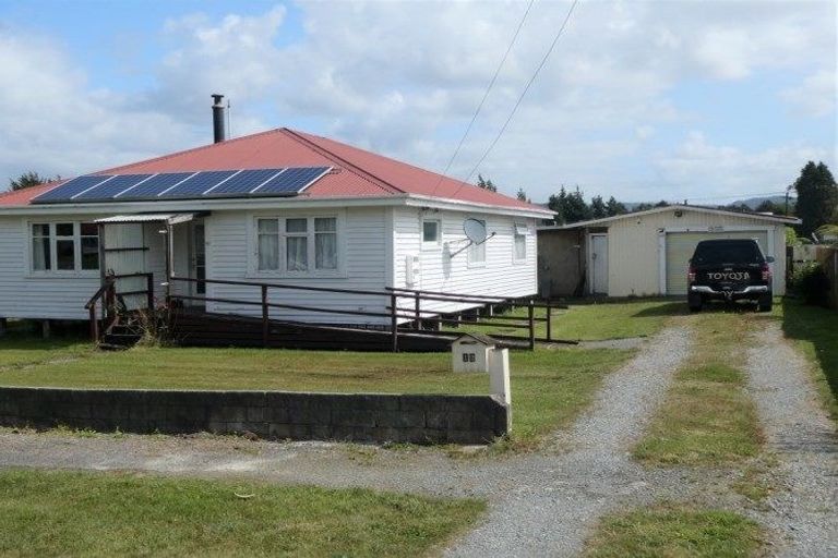 Photo of property in 12 Ohau Street, Dobson, Greymouth, 7805