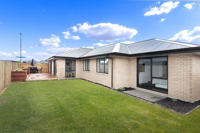 Photo of property in 64 Prestons Park Drive, Marshland, Christchurch, 8083