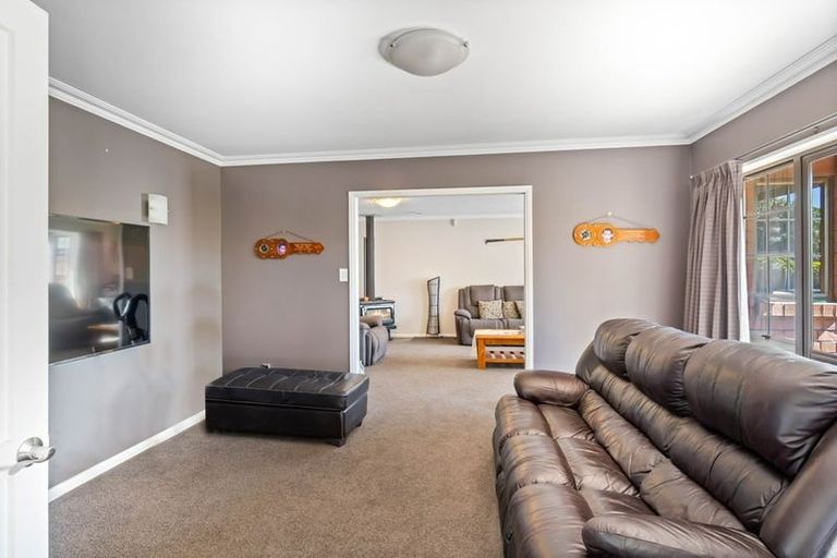 Photo of property in 9 Calverton Place, Halswell, Christchurch, 8025