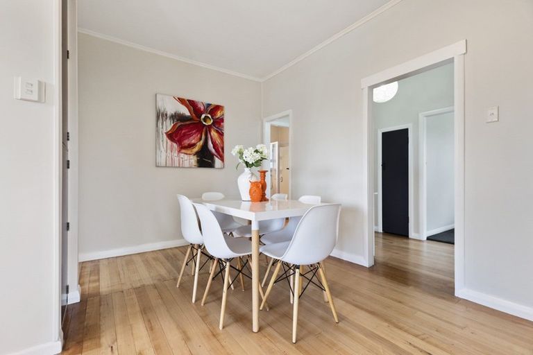 Photo of property in 55 Cambridge Terrace, Papatoetoe, Auckland, 2025