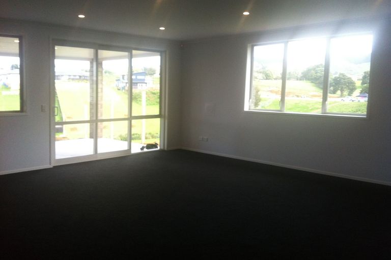 Photo of property in 6 Raithburn Terrace, Pokeno, 2402