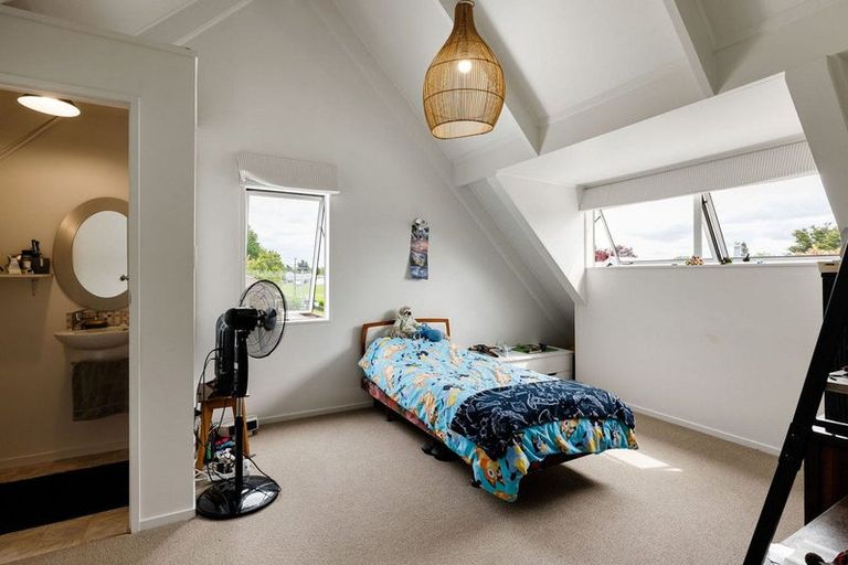 Photo of property in 50b Williams Street, Cambridge, 3434