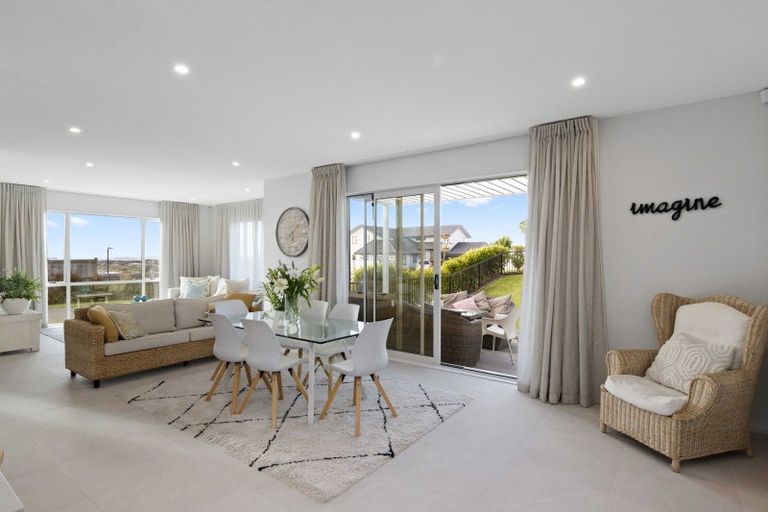 Photo of property in 37 Motukaraka Drive, Beachlands, Auckland, 2018